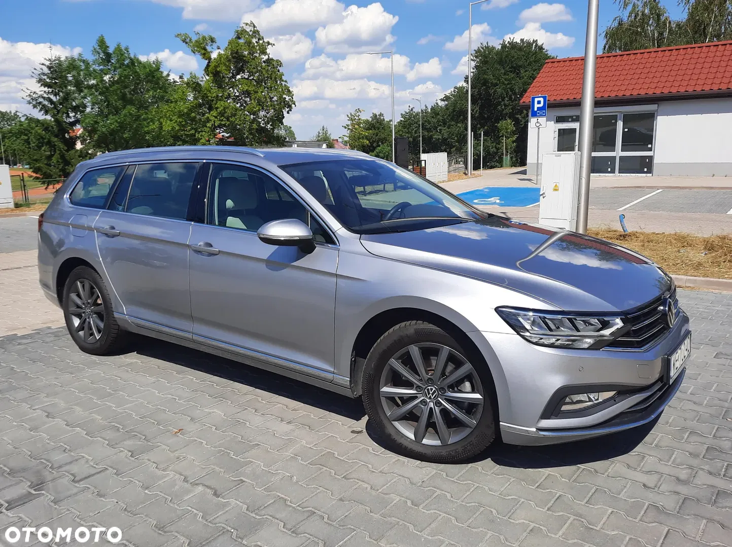 2022 Volkswagen Passat Variant 2.0 TDI Elegance DSG, photograph 8