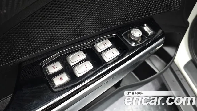 2018 KG_Mobility_Ssangyong TIBOLI Diesel GearⅡ 4WD, photograph 5