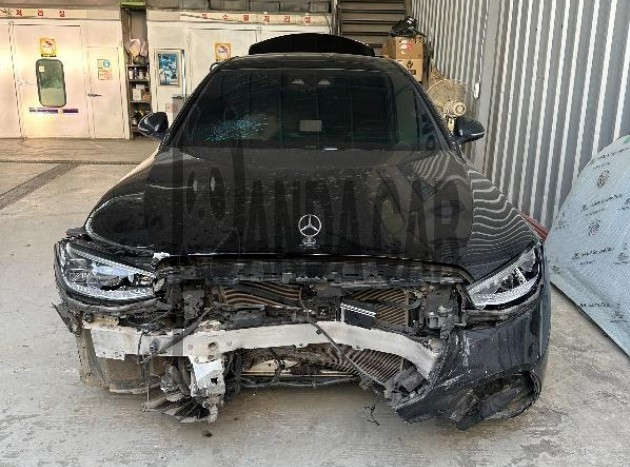 2022 Mercedes-Benz S500 4MATIC, photograph 1