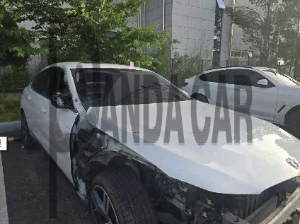 2023 BMW 630i xDrive, photograph 2
