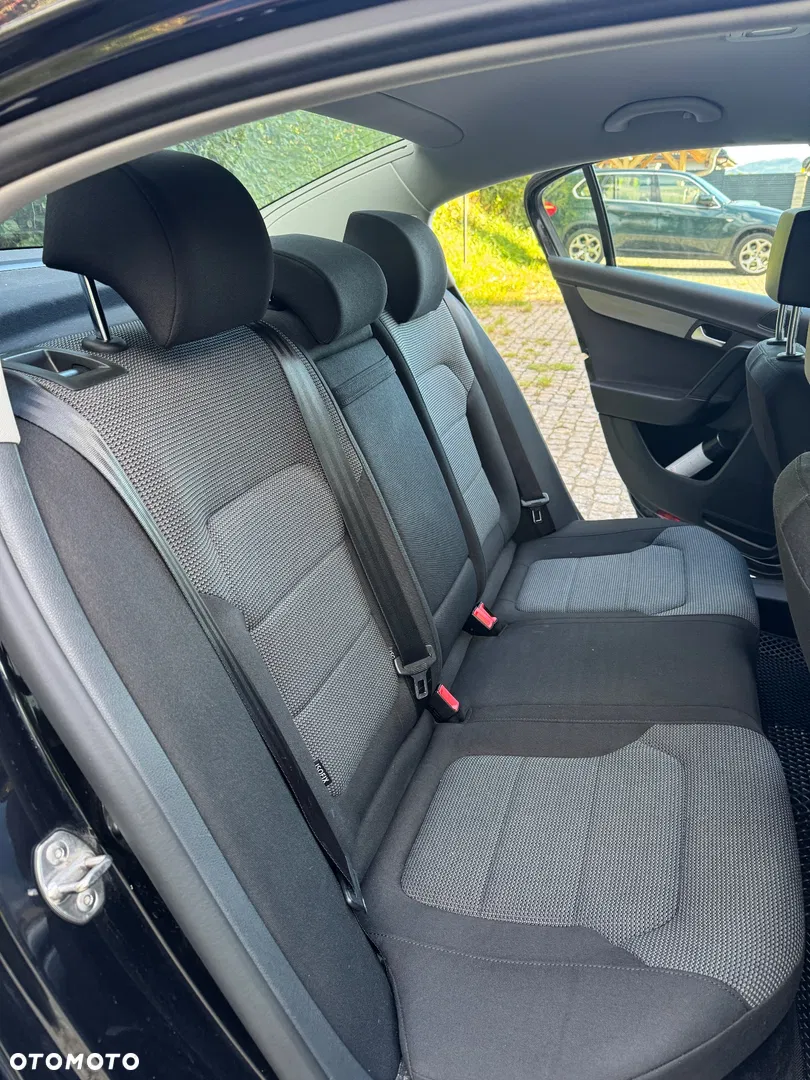 2014 Volkswagen Passat 1.4 TSI BMT Highline, photograph 10