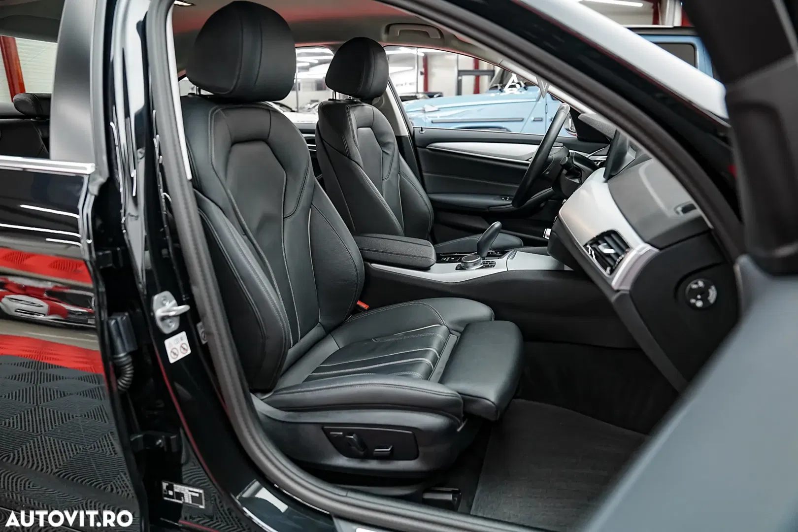 2022 BMW Seria 5 520i Aut. Sport Line, photograph 8