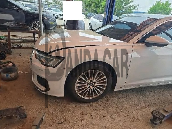 2021 Audi A6 40 TDI, photograph 1