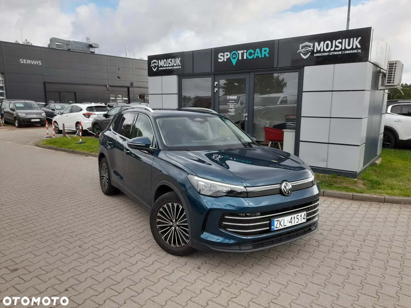 2024 Volkswagen Tiguan, photograph 1