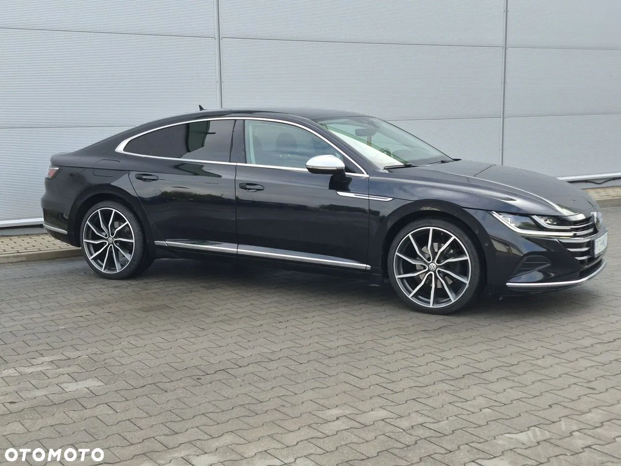 2021 Volkswagen Arteon, photograph 2
