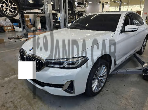 2021 BMW 523d, photograph 3