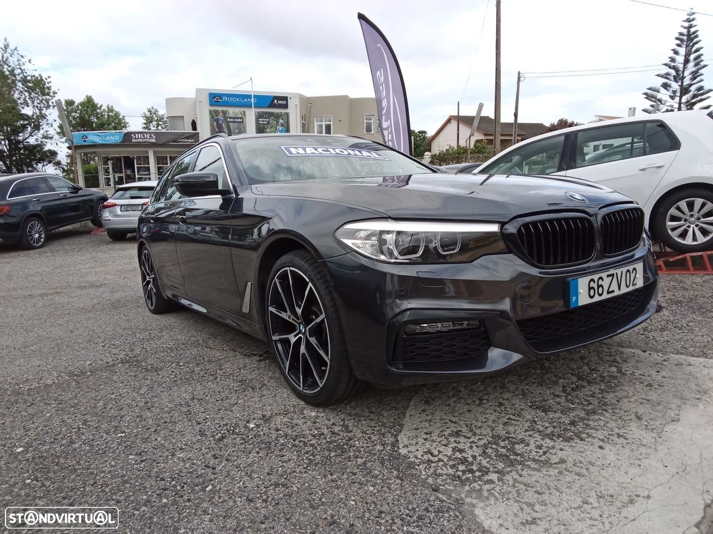 2020 BMW Série 5 d Pack M Auto, photograph 2
