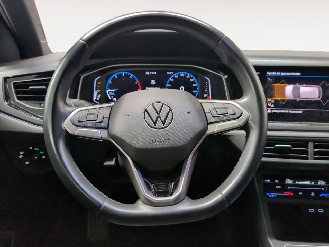 2022 Volkswagen Polo 1.0 TSI R-Line 70kW, photograph 10