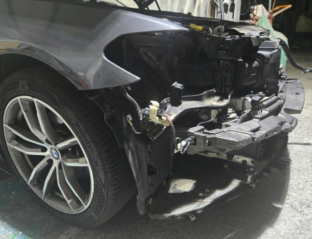 2017 BMW 520d, photograph 4