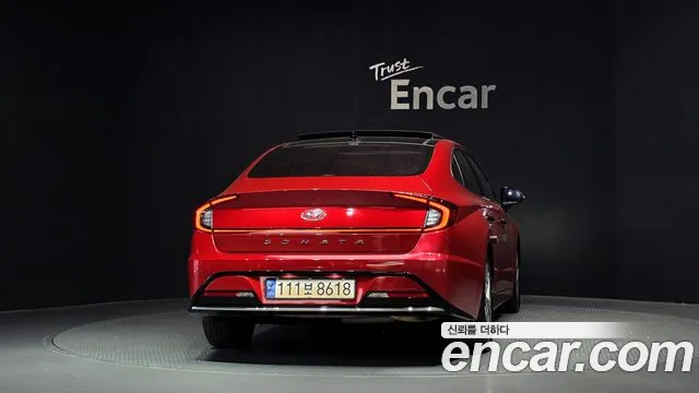 Hyundai Sonata 2.0 LPG(rental car) — photo 1 of 33