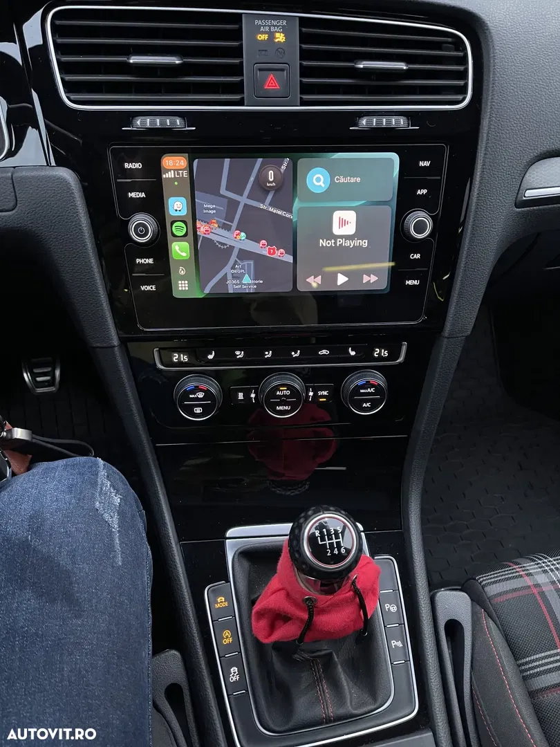 2019 Volkswagen Golf GTI 2.0 TSI OPF Performance, photograph 8