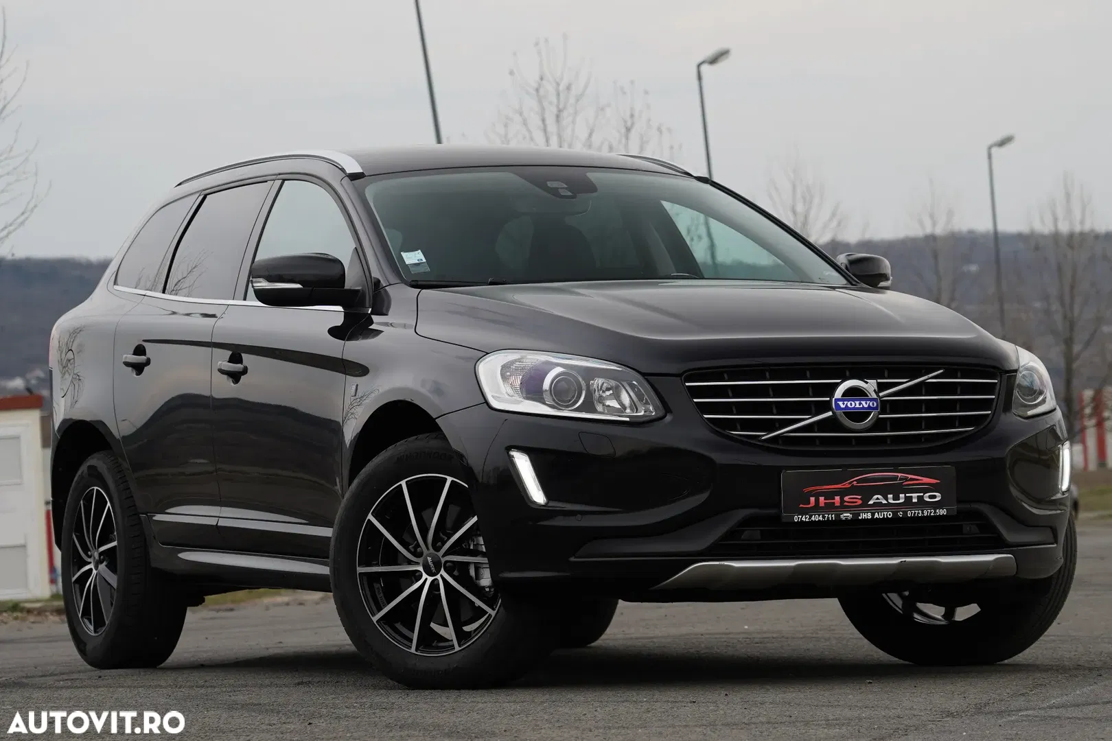 2015 Volvo XC 60 D3 AWD Aut. Ocean Race, photograph 2