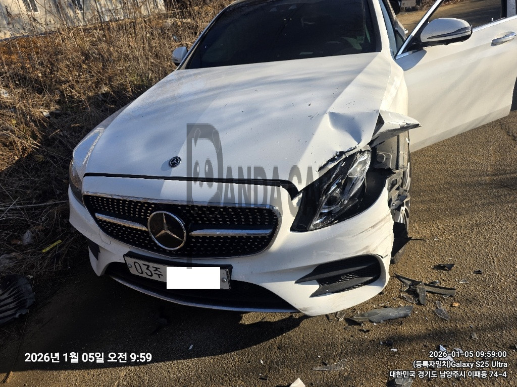 2019 Mercedes-Benz E350 4Matic, photograph 1