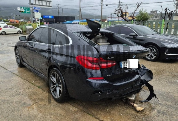2021 BMW 630i xDrive, photograph 5