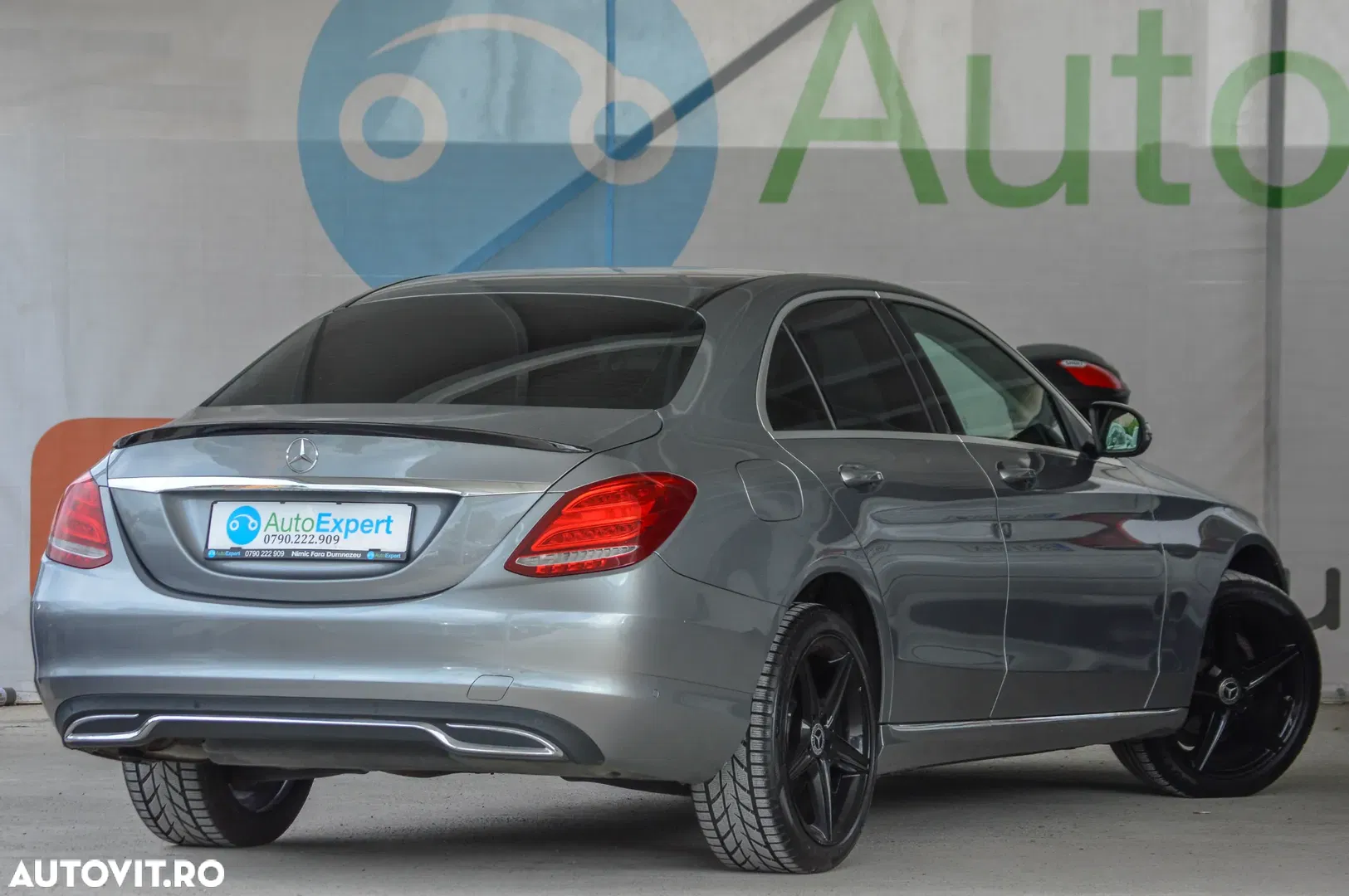 2016 Mercedes-Benz C 180 (BlueTEC) d 7G-TRONIC Avantgarde, photograph 11