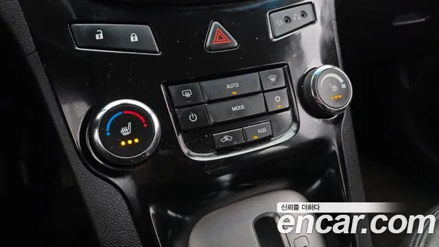 2011 ChevroletGMDaewoo Orlando 2.0 Diesel LTZ, photograph 7