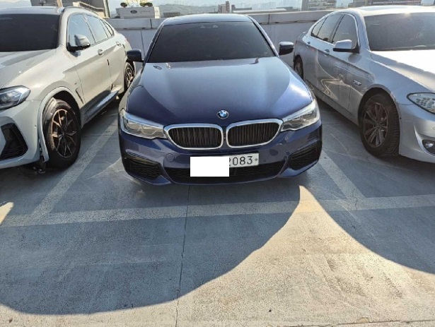 2019 BMW 520d M Sport Package, photograph 1