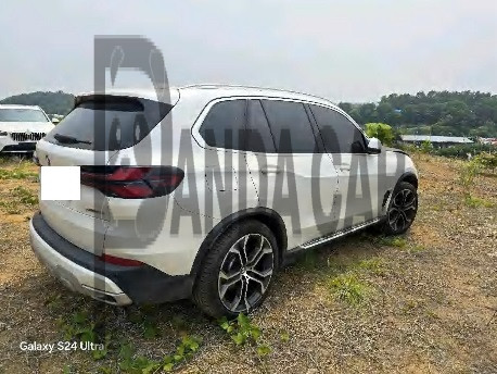 2024 BMW X5 xDrive40i, photograph 3