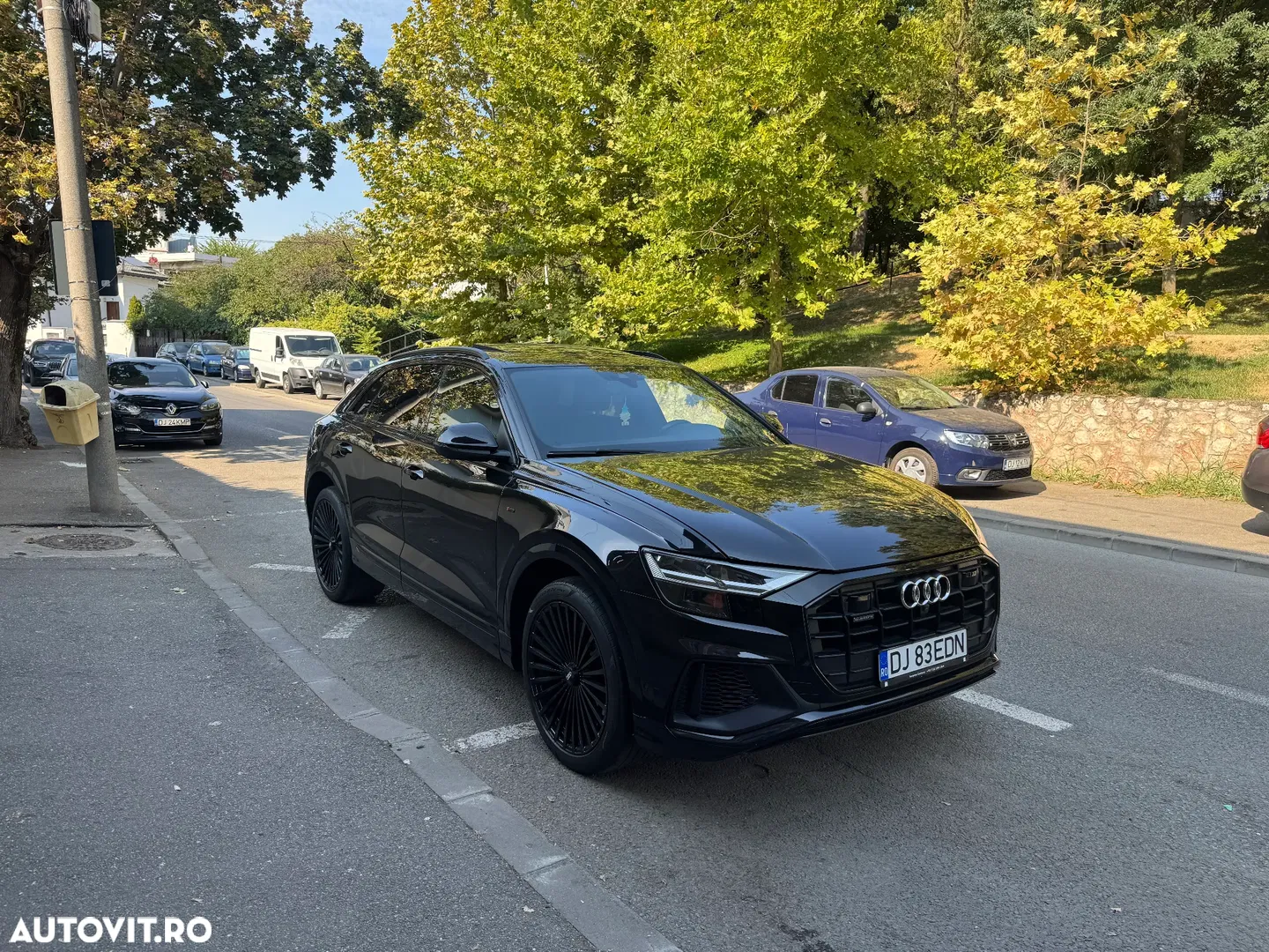 2019 Audi Q8 SUV TFSI quattro 250 kW tiptronic S line business, photograph 1