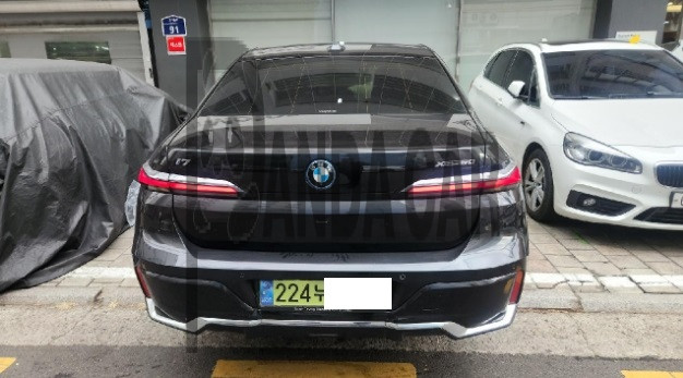 2024 BMW i7 eDrive50, photograph 5
