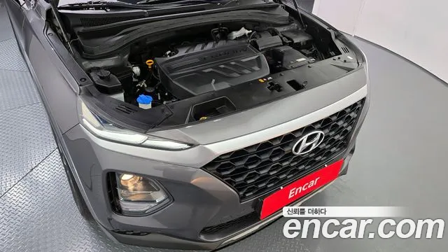 Hyundai Santafe Diesel 2.0 2WD — photo 1 of 31