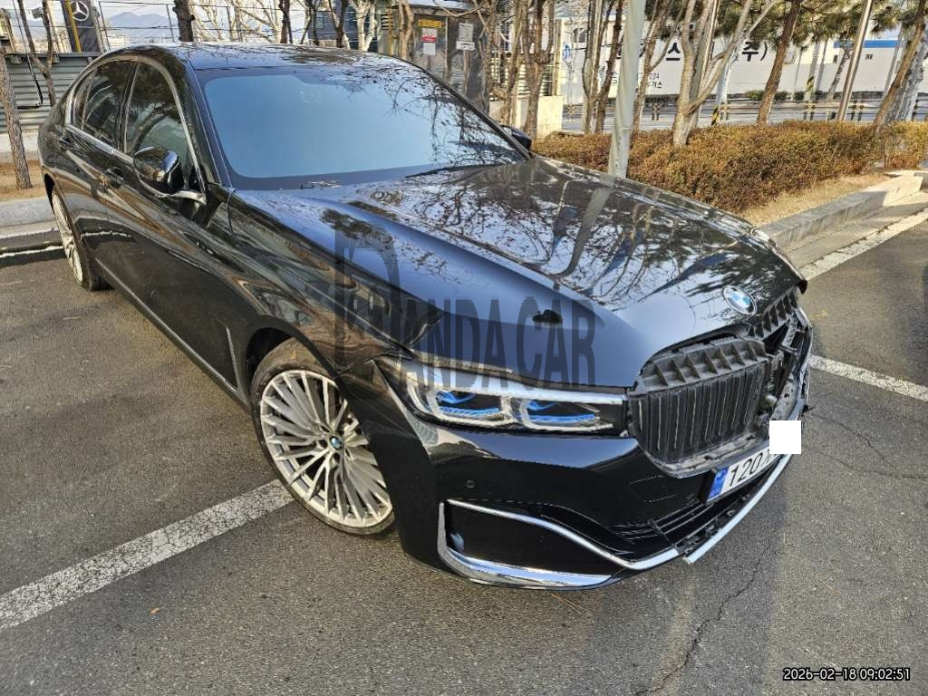 2021 BMW 730d xDrive, photograph 5