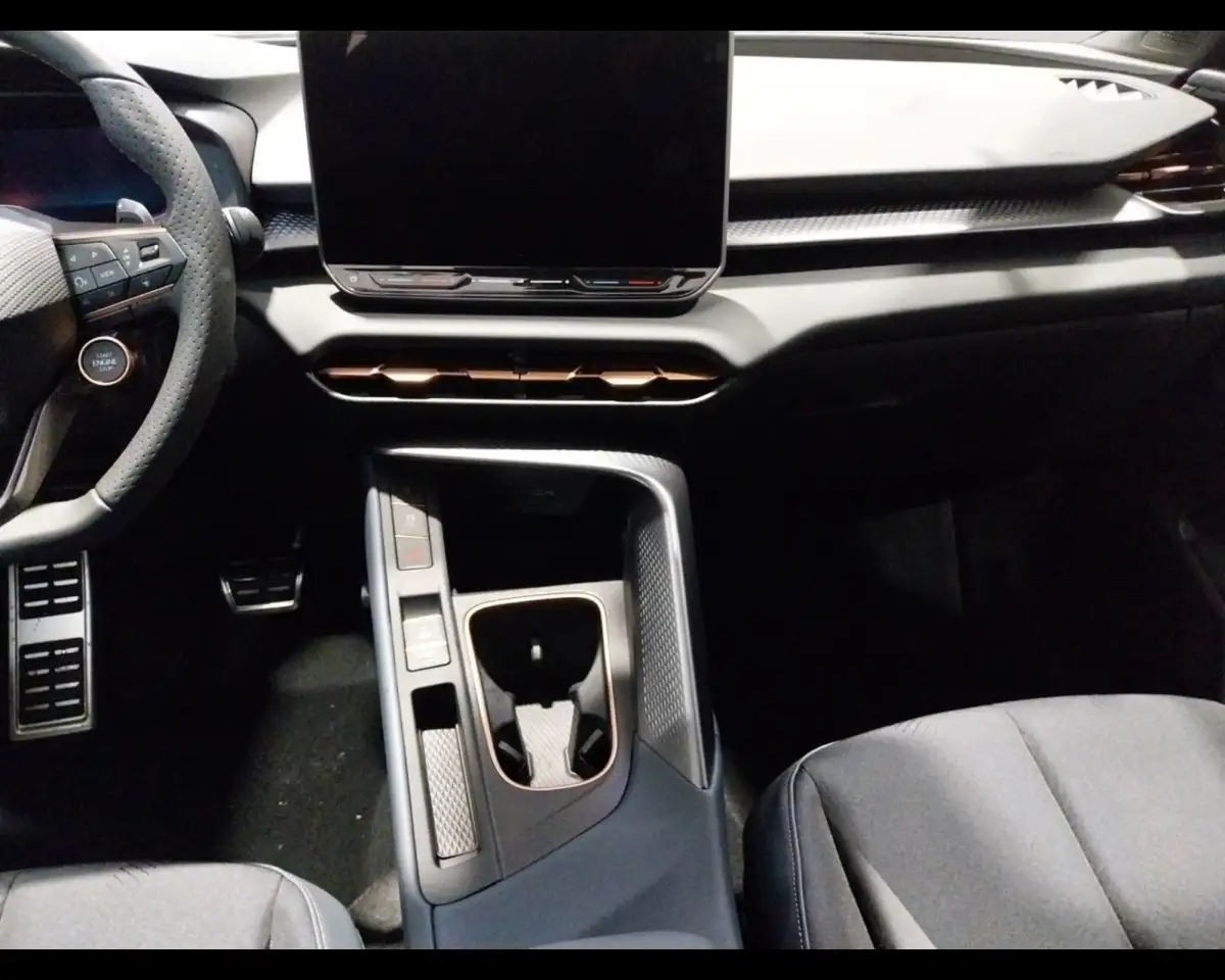 2026 CUPRA Terramar 1.5 Hybrid, photograph 11