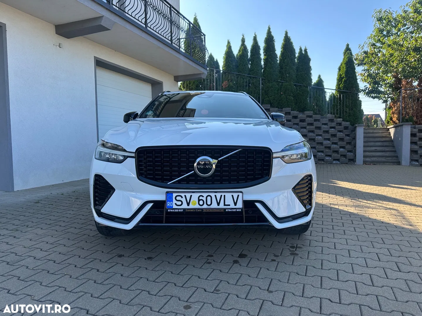2022 Volvo XC 60 B4 MHEV AWD R-Design, photograph 7