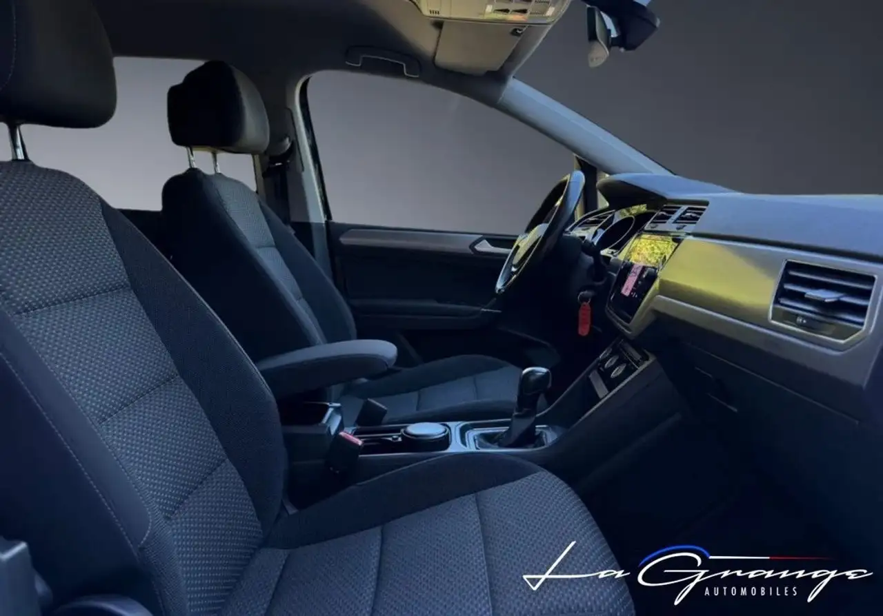 2021 Volkswagen Touran (3) 2.0 TDI 150 DSG7 Lounge 7 pl, photograph 6
