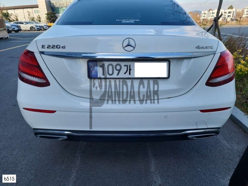 2018 Mercedes-Benz E220 d 4Matic, photograph 1