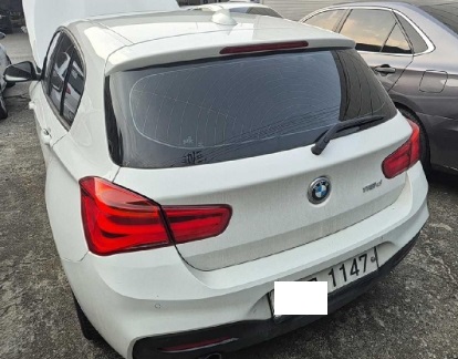 2017 BMW 118d, photograph 1