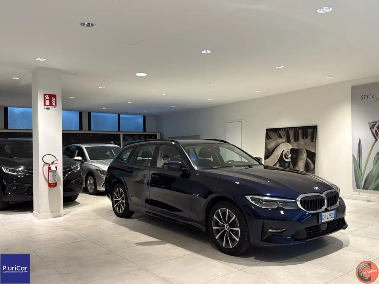 2022 BMW 330 e PHEV xDrive Touring Bus.Adv. auto FariLaser, photograph 2
