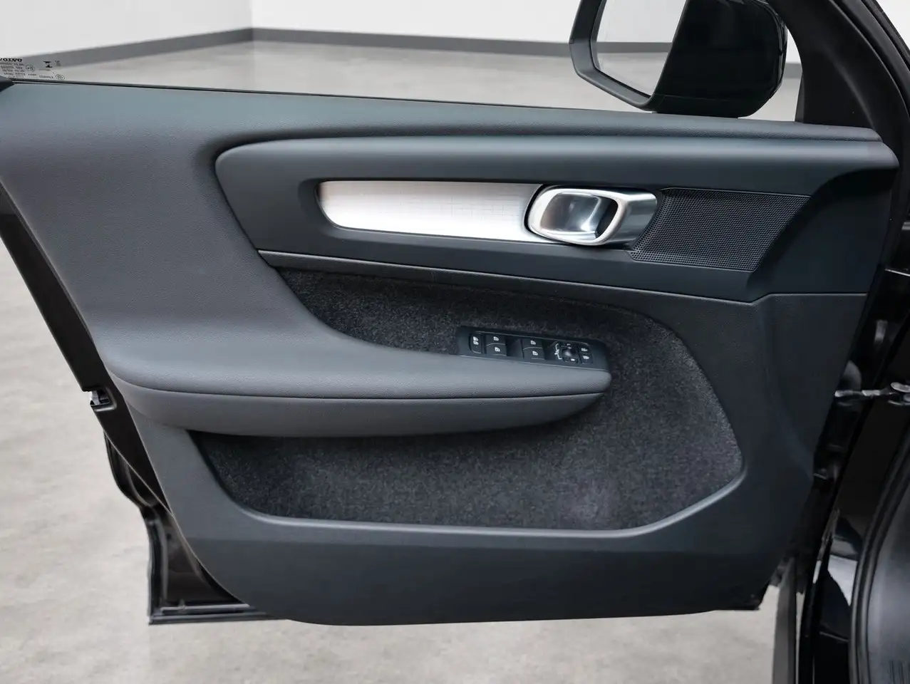 2024 Volvo XC40 Core 2WD NAVI+AHK+ALARM+LANE+CARPLAY, photograph 10