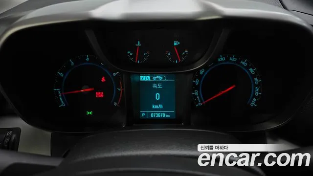 2015 ChevroletGMDaewoo Orlando LPG LS, photograph 1
