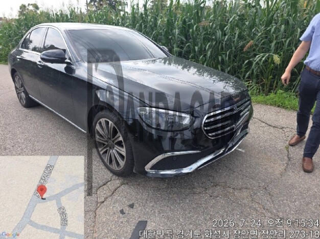 2023 Mercedes-Benz E350 4MATIC, photograph 4