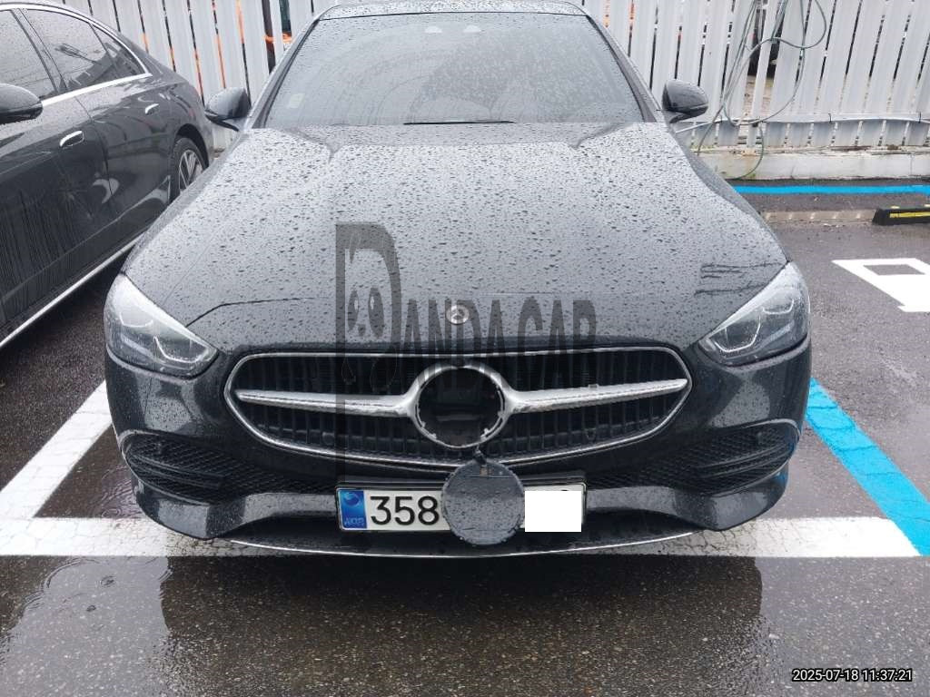 2024 Mercedes-Benz C 300 4MATIC, photograph 1