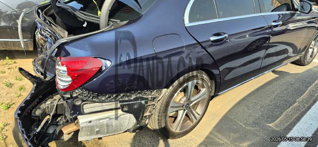 2019 Mercedes-Benz E300, photograph 6