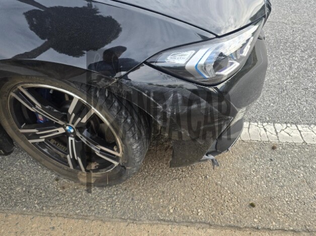 2025 BMW 320i, photograph 4