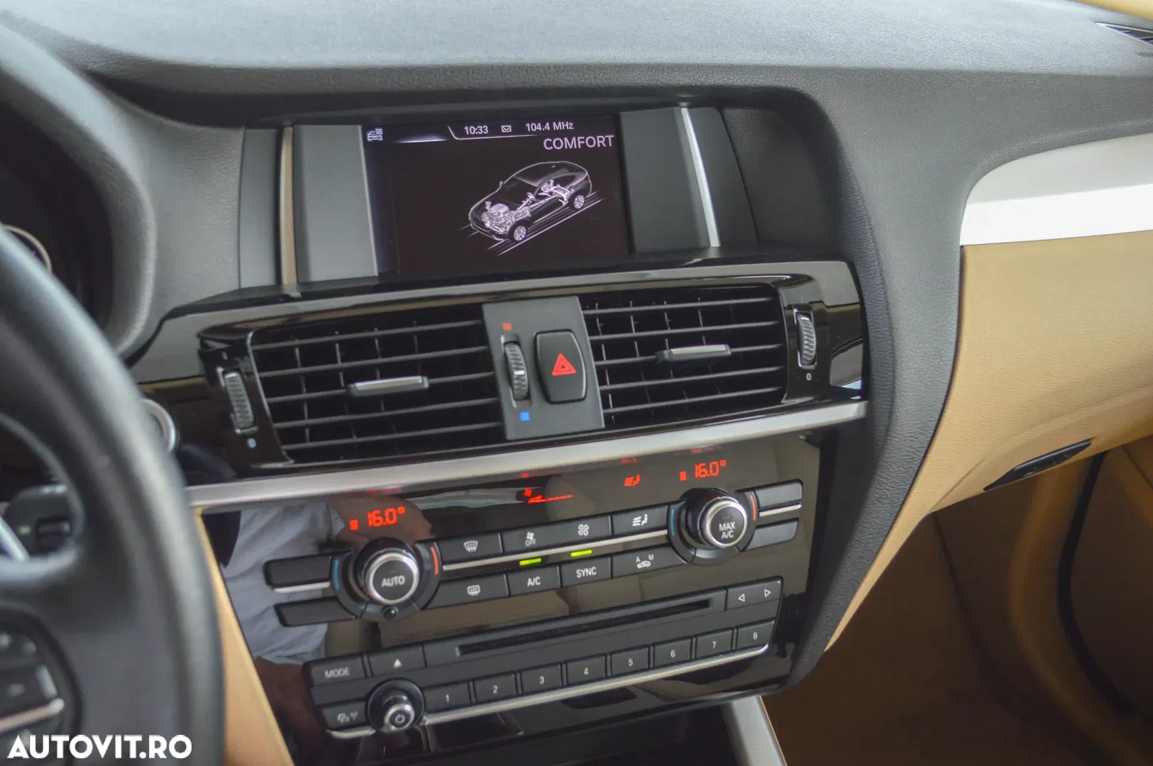 2015 BMW X4 xDrive20i AT Advantage, photograph 11