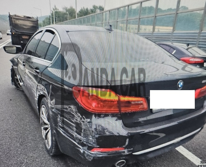 2019 BMW 520i Luxury, photograph 1