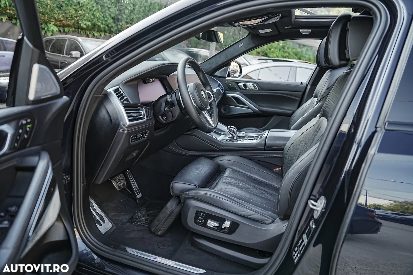 2019 BMW X6 M M50i, photograph 8
