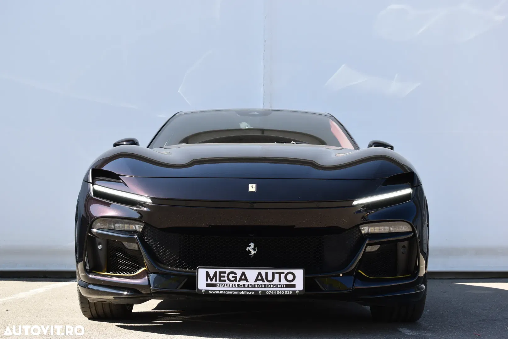 2025 Ferrari Purosangue, photograph 1
