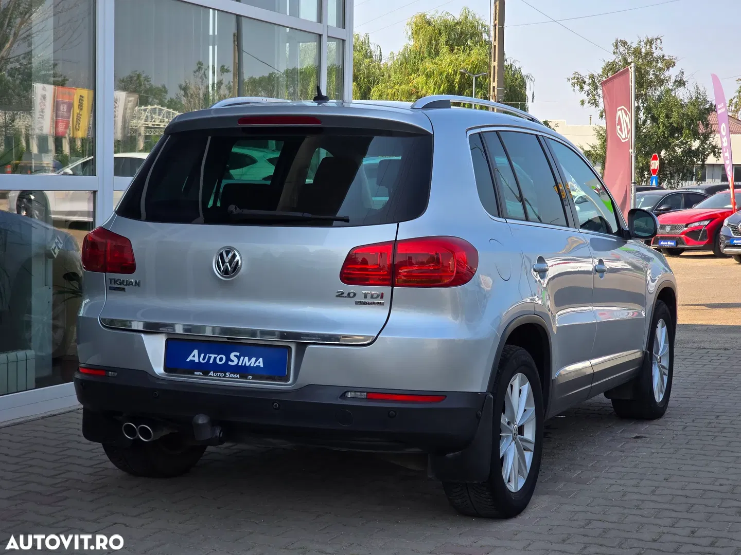2014 Volkswagen Tiguan 2.0 TDI DPF 4Motion BlueMotion Technology DSG Sport & Style, photograph 7