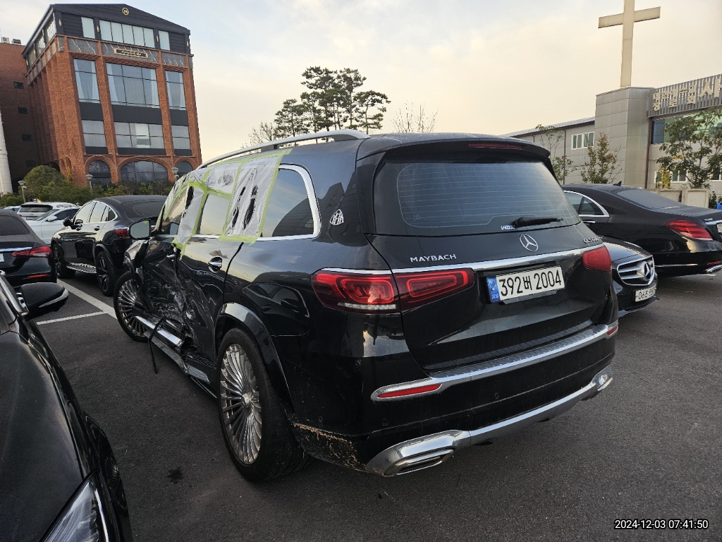 2022 Mercedes-Benz Mercedes-Maybach GLS600 4MATIc, photograph 1