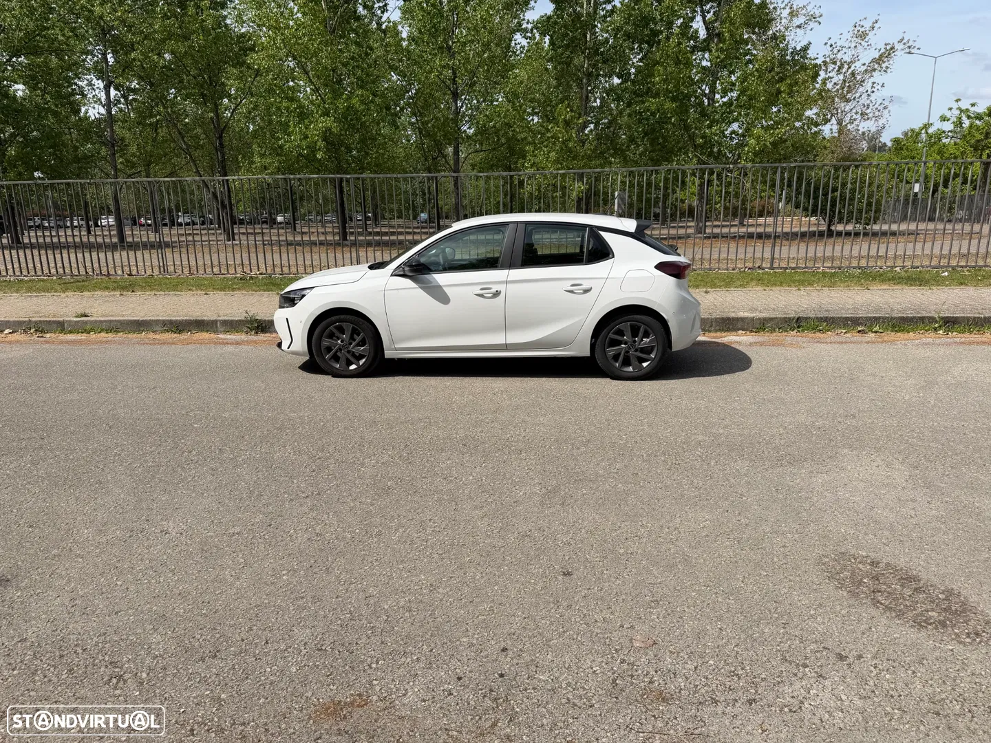 2024 Opel Corsa 1.2 Edition, photograph 3