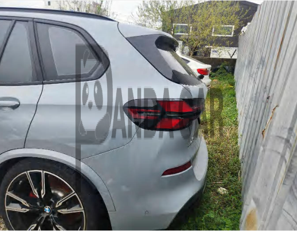 2024 BMW X5 M60i xDrive, photograph 2