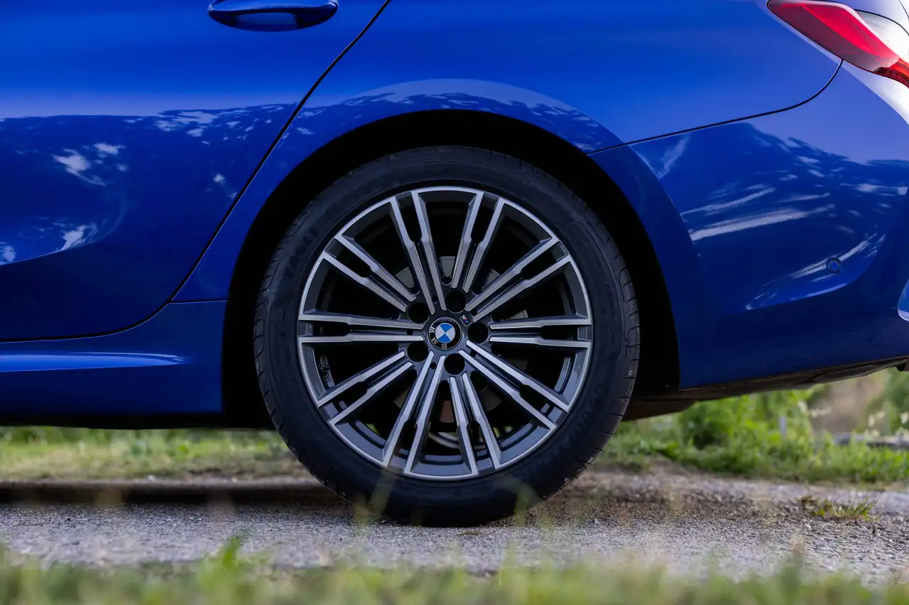2019 BMW 318 318d Aut. M Paket / Laserlicht, Harman Kardon, Head Up / Top gepflegt, photograph 11