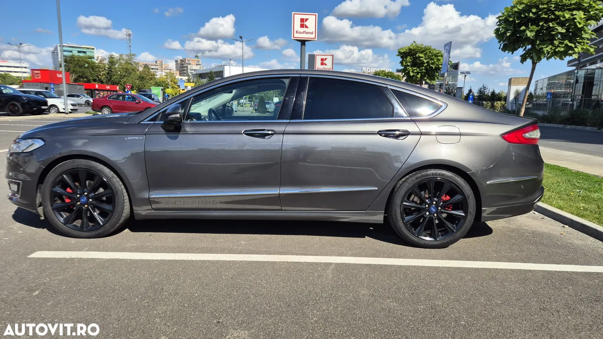 2017 Ford Mondeo 2.0 TDCi Bi-Turbo Start-Stopp PowerShift-A. Vignale, photograph 7