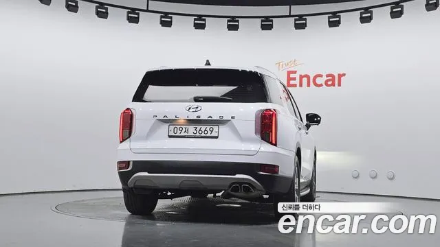 Hyundai Palisade Diesel 2.2 2WD — photo 1 of 20