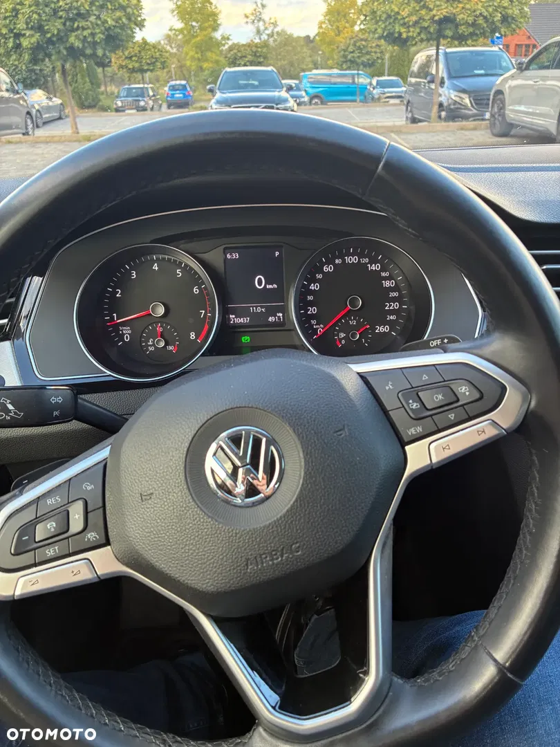 2020 Volkswagen Passat 2.0 TSI Business DSG, photograph 7